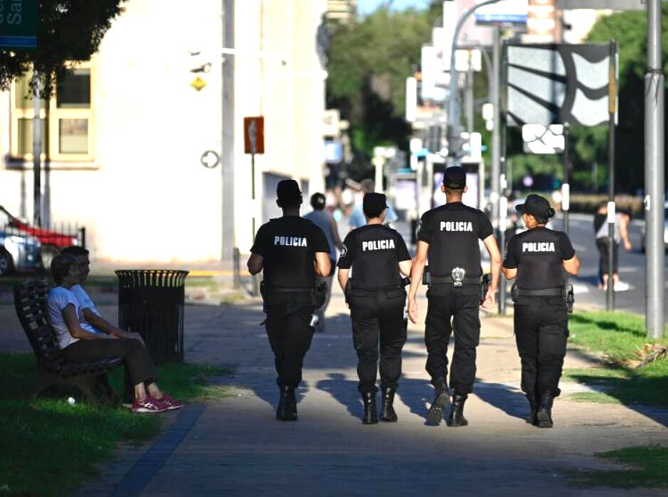 Rosario es una de las ciudades más grandes de Argentina y está llena de contrastes. Fotos tomadas de X.