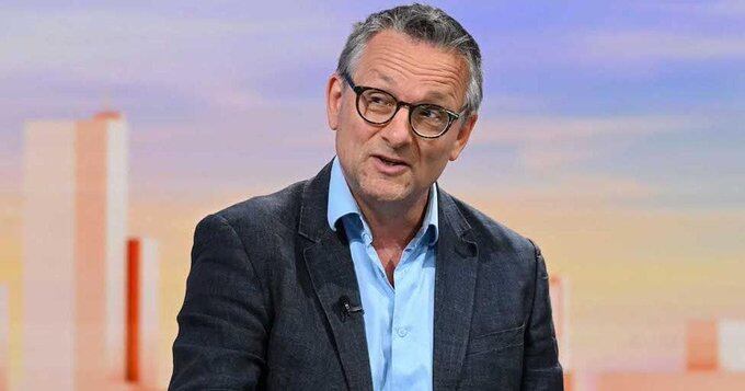 Famoso presentador británico Michael Mosley fue hallado sin vida mientras estaba de vacaciones