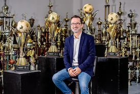 ¿Qué hacía Juan Carlos Rojas, el expresidente de Saprissa, en la conferencia de prensa de Laura Fernández?