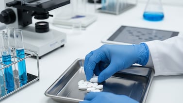 ¿Triglicéridos por las nubes? Científicos crean pastilla que promete limpiarle las venas de grasa