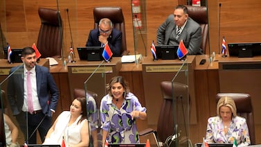 Fracasa nuevo intento “ultrarrápido” para aprobar jornadas 4x3 en la Asamblea Legislativa