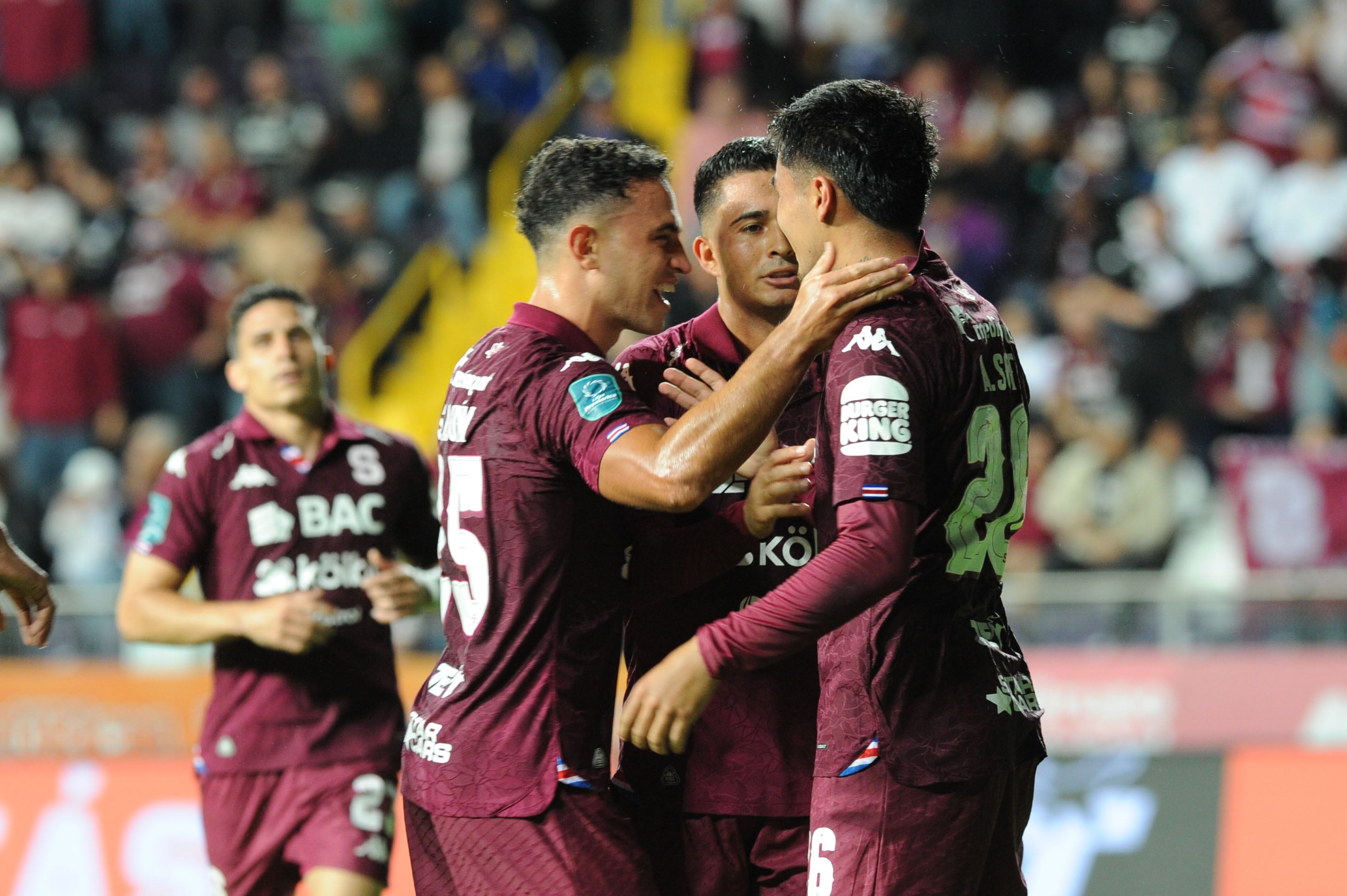 15/10/2026 Tibas Estadio Ricardo Saprissa, jornada 11 del Torneo de Apertura de la Primera División entre el Deportivo Saprissa vs Sporting FC. Fotografía: Marvin Caravaca.