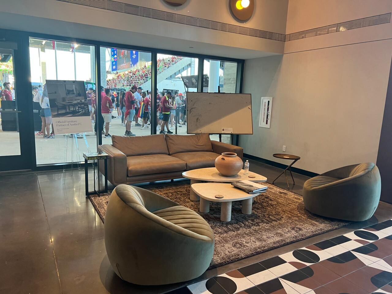 Los salones VIP cualquier parecido a un hotel es mera coincidencia.