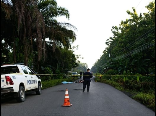Un choque de dos motos dejó dos fallecidos y dos heridos