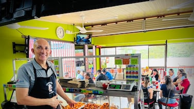 En este lugar dicen tener los chicharrones más sabrosos de todo el mundo, ¿será cierto?