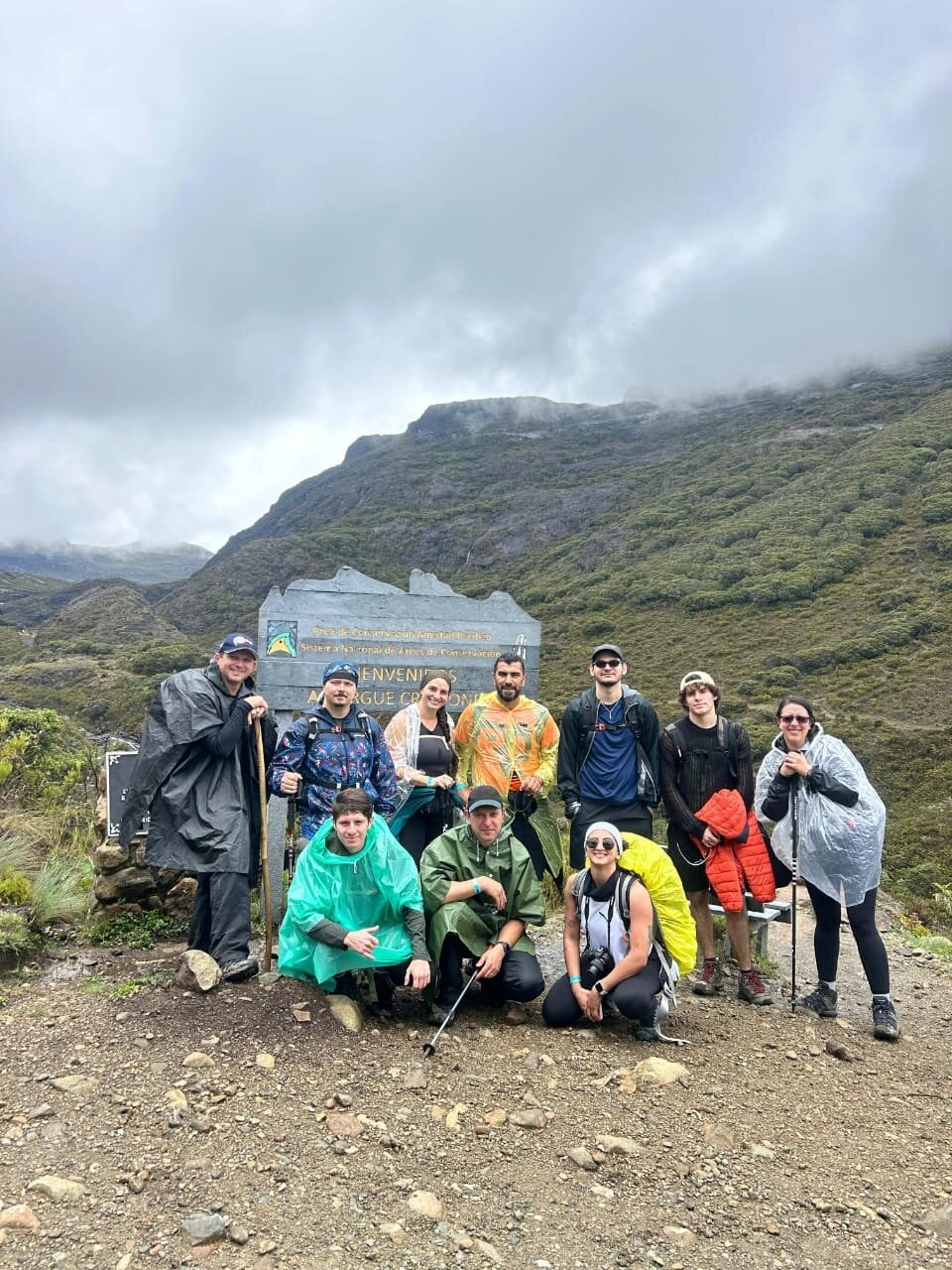 Henry le agradeció al grupo que lo acompañó en la aventura por su apoyo. Foto: Cortesía.