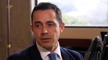 Diputados podrían investigar si la DIS los persigue