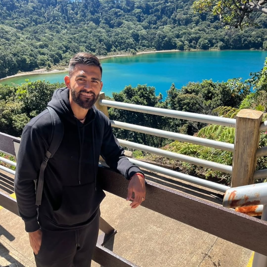 El defensor Juan Miguel Basulto, que llegó a Costa Rica en el 2021 se despidió de Costa Rica. Instagram Juan Miguel Basulto.