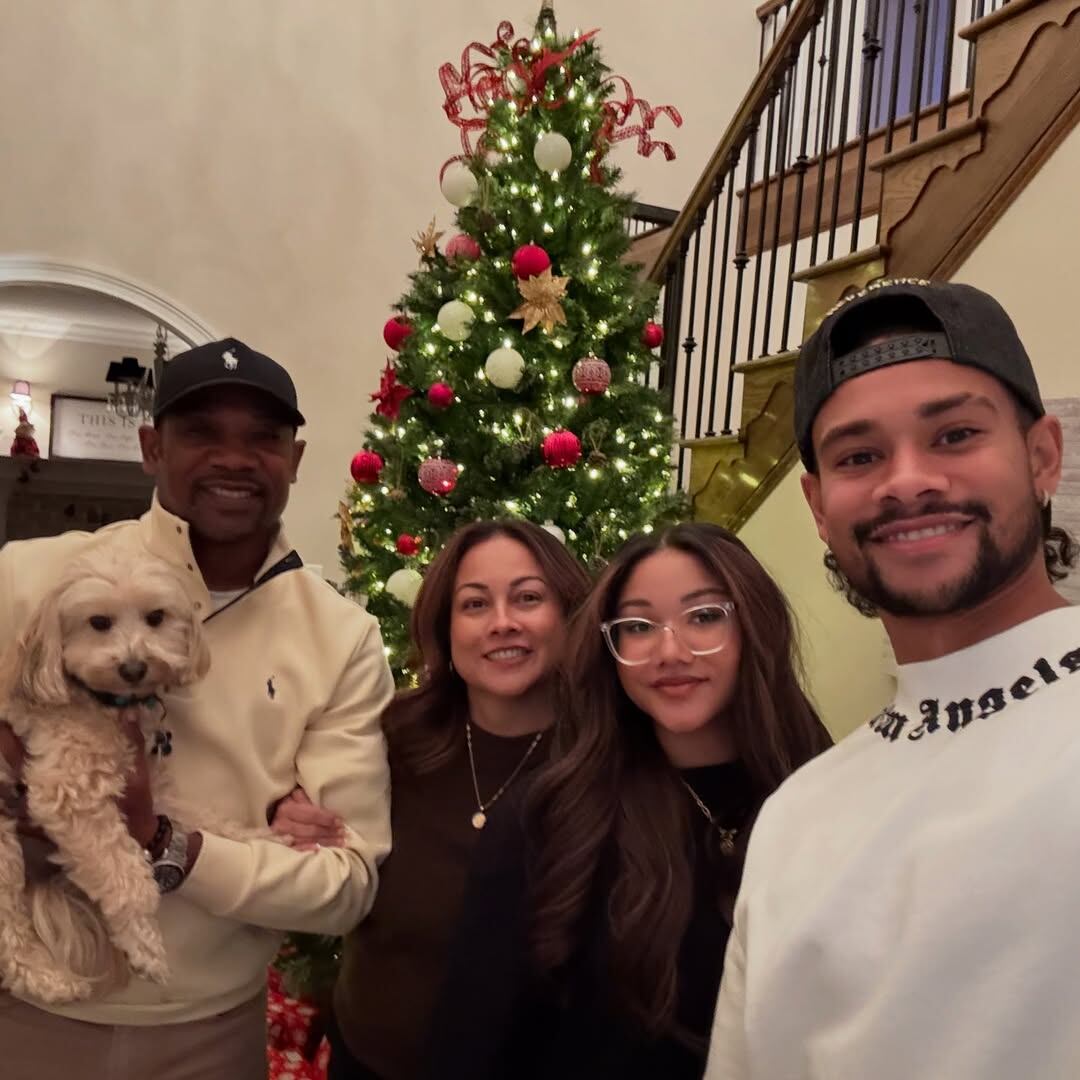 Ariel Lassiter, delantero de la Selección Nacional se fracturó un dedo de la mano izquierda. Instagram Ariel Lassiter.