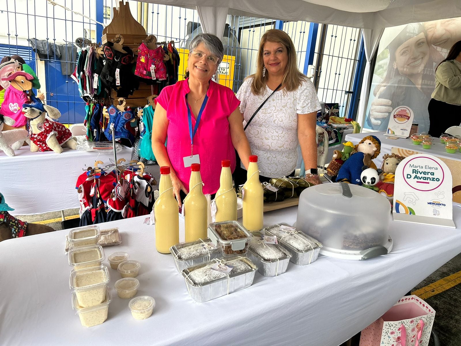 la primera edición de “Mercadito Caja de ANDE” 2024 en San José, una feria dedicada a fortalecer y potenciar los negocios de accionistas emprendedores de todo el país, en la antigua aduana.