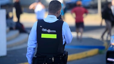 Conocida municipalidad busca guardas y policías municipales