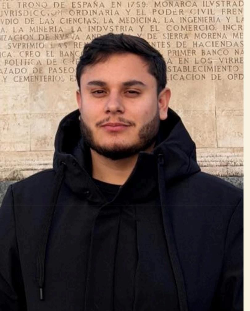 फ्रेझर नवरेते हे मेक्सिकोमध्ये चित्रित केलेल्या प्लॅन बी या राजकीय चित्रपटाचे दिग्दर्शन करणार आहेत.