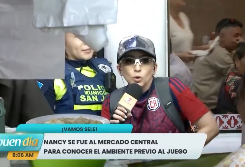 Marta Emilia, personaje de Natalia Monge, y Nancy Dobles de Buen día.