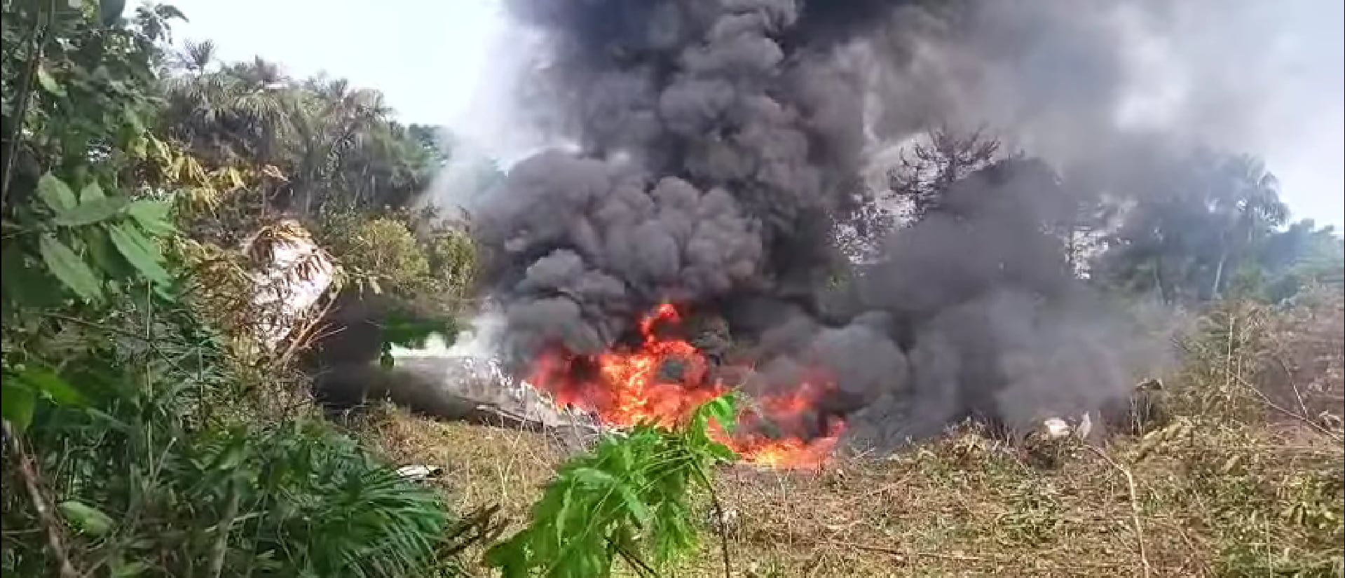 Se confirma un accidente aéreo que salía de Puerto Leguízamo, Putumayo, en Colombia, aeronave llevaba pelotón de soldados. Captura de pantalla.