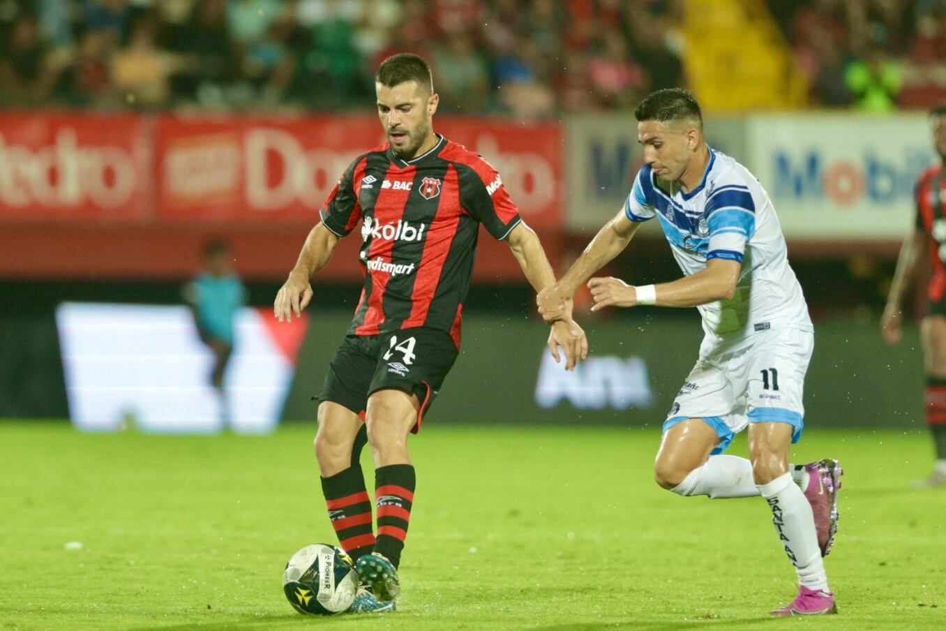 28/07/2024, Alajuela, Estadio Alejandro Morera Soto, partido de la jornada 3 del torneo de apertura 2024, entre Liga Deportiva Alajuelense y Santa Ana.