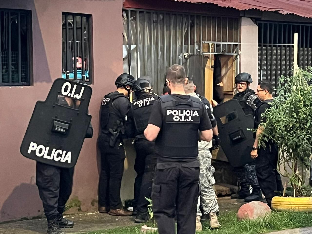 banda sospechosa de vender droga OIJ