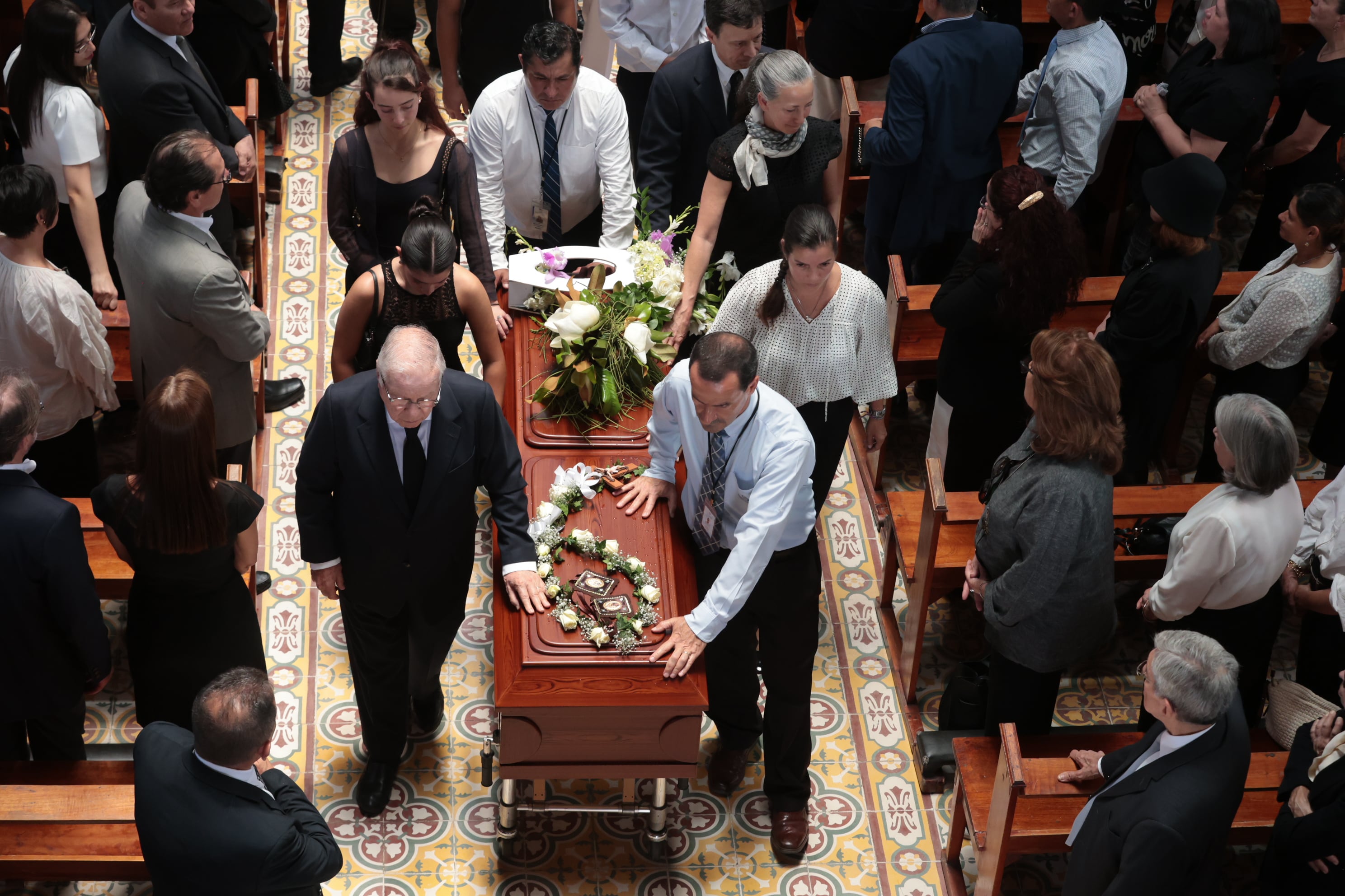 18/03/2026/ Funeral de Lorena Clare en la parroquia de San Rafael de Escazú / Foto John Durán