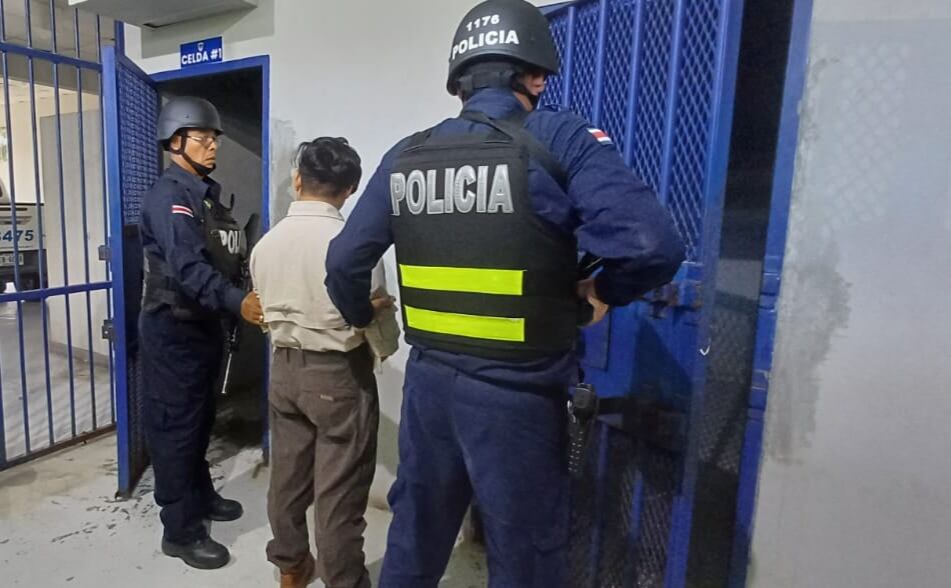 Se desconoce hace cuanto tiempo está el extranjero en nuestro país, pues entró de manera ilegal. Cayó en Abangares y pronto será deportado a Panamá. Foto: MSP.