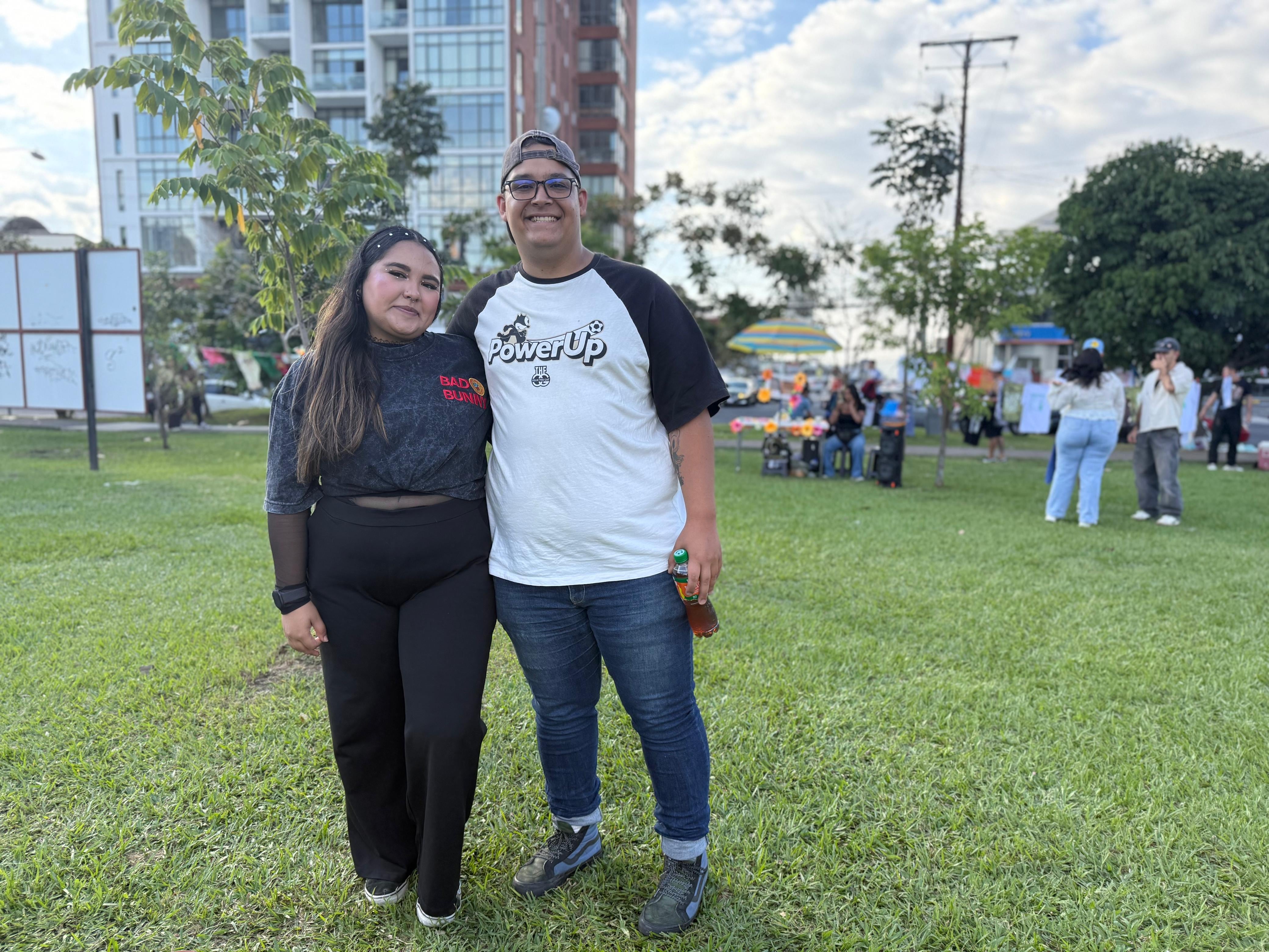 Jeancarlo Badilla y su novia Franciny