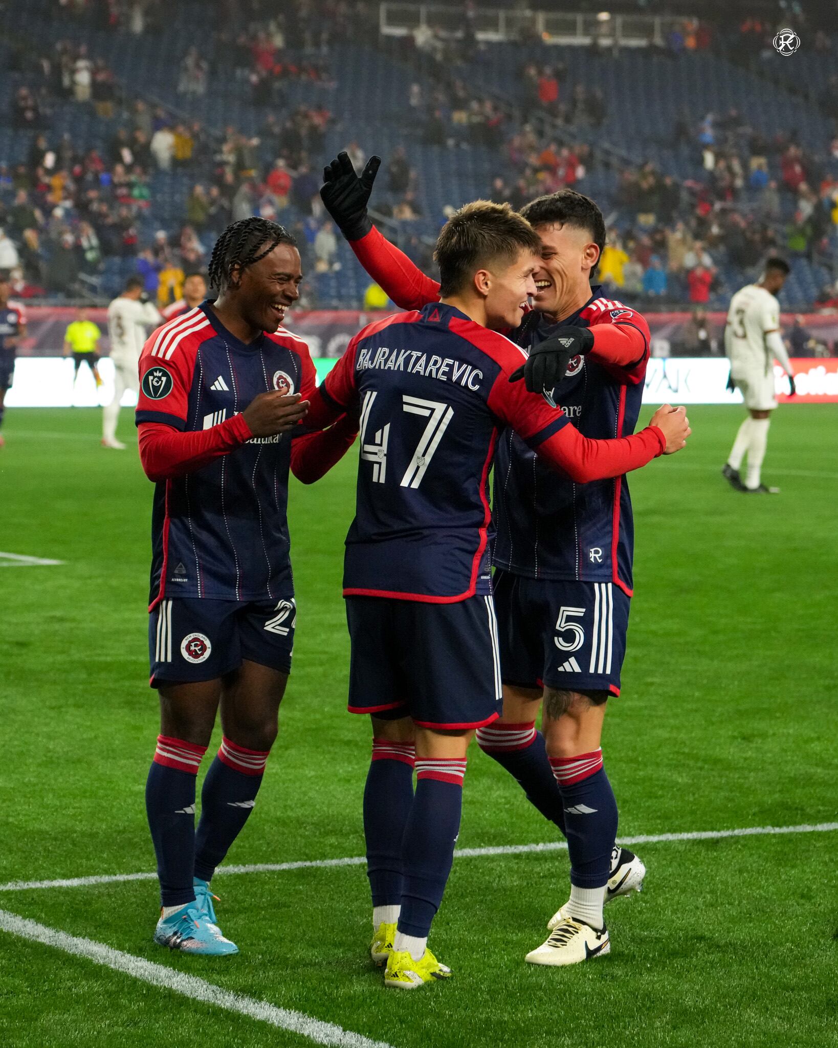 New England Revolution goleó 4-0 a Alajuelense en los octavos de final de la Copa de Campeones de Concacaf. Foto: Twitter NER
