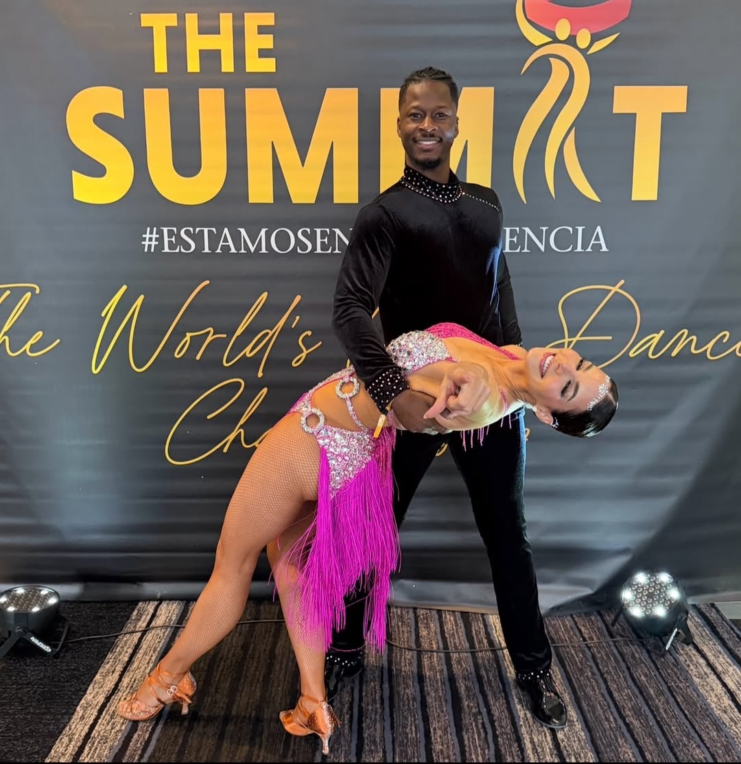 Lynda Díaz en la competencia de baile salsa The Summit 2026