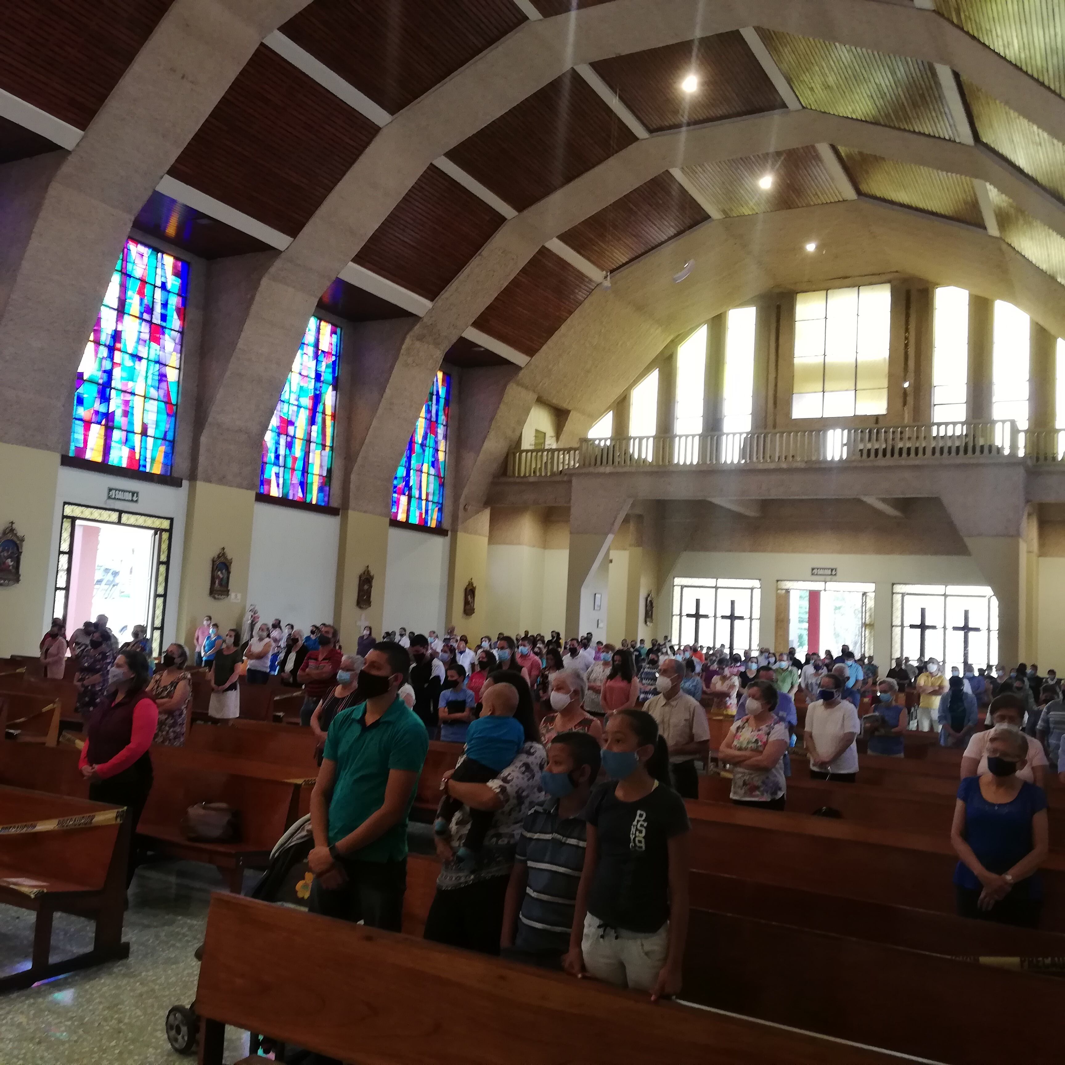 En la Catedral de Ciudad Quesada se vivió con mucha fe e higiene la misa del Miércoles de Ceniza del 2021 que presidió monseñor José Manuel Garita, obispo de la diócesis de Ciudad Quesada