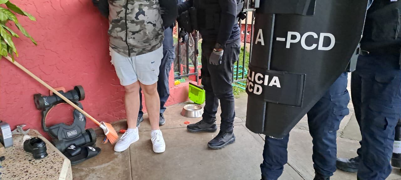 Diez personas fueron detenidas por la PCD y la Fiscalía Adjunta Contra el Narcotráfico y Crimen Organizado este jueves 16 de enero del 2025. Foto: MSP