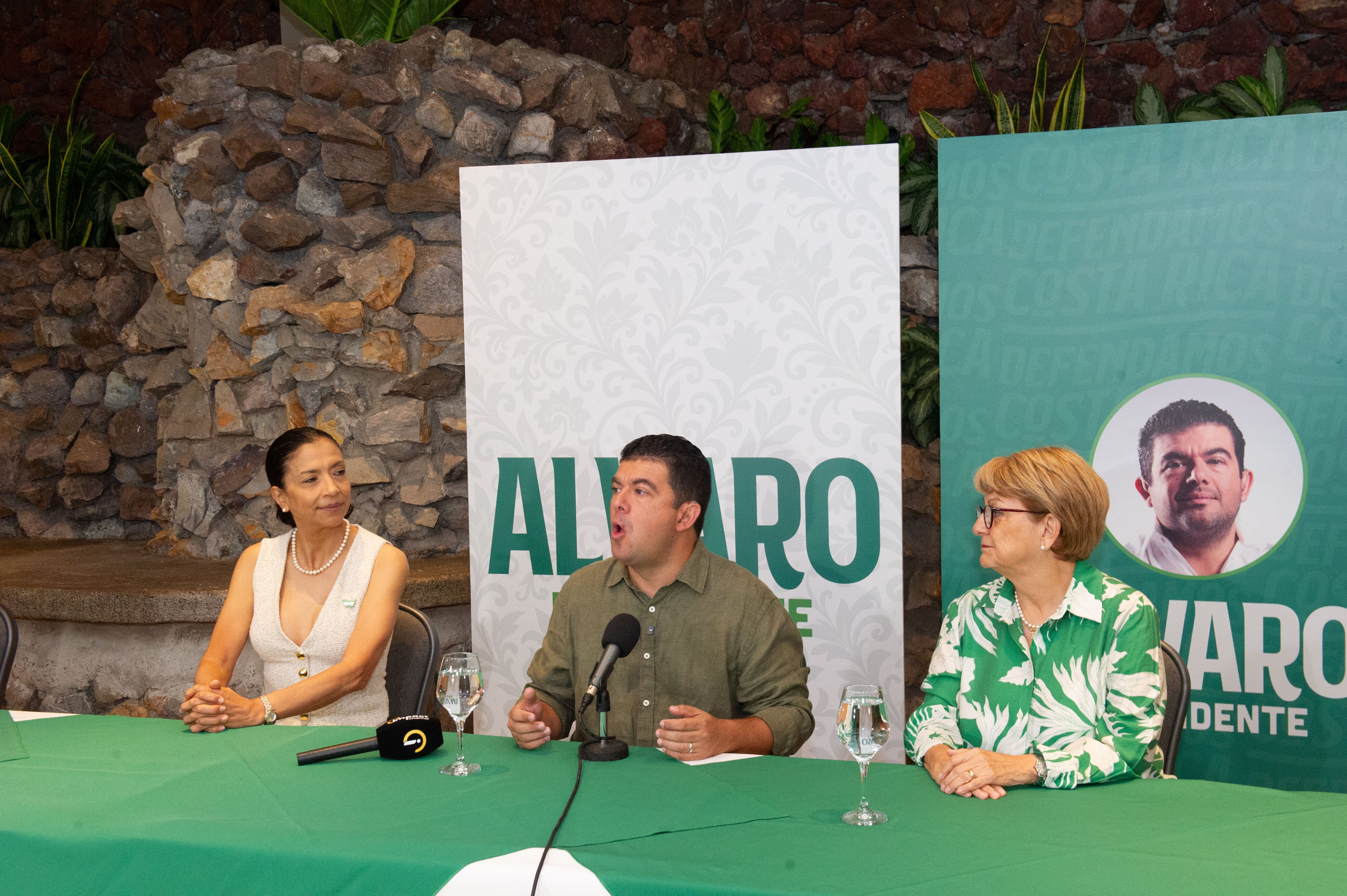 Álvaro Ramos, Partido Liberación Nacional (PLN)