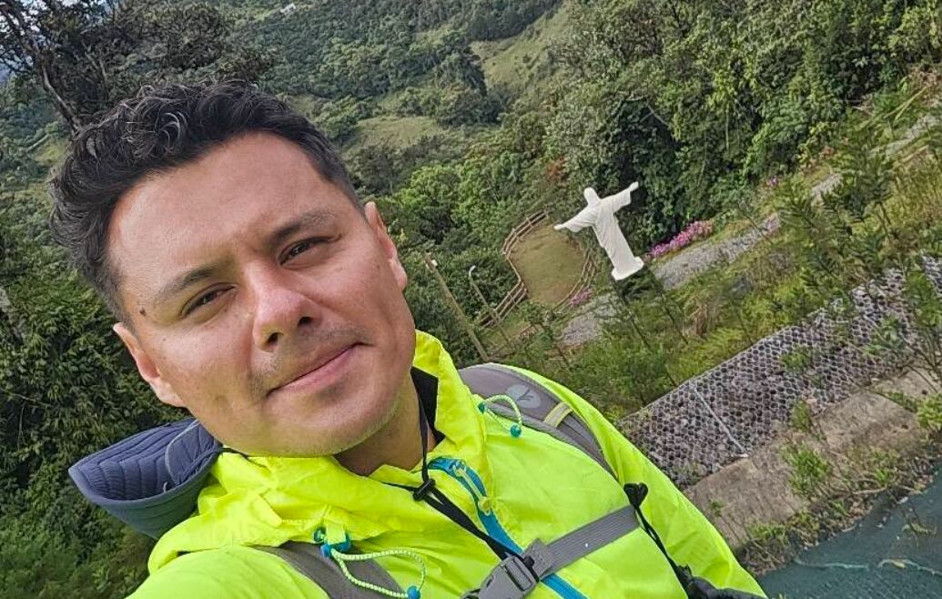 Johnny López, de Más que noticias, hizo la romería desde Pérez Zeledón