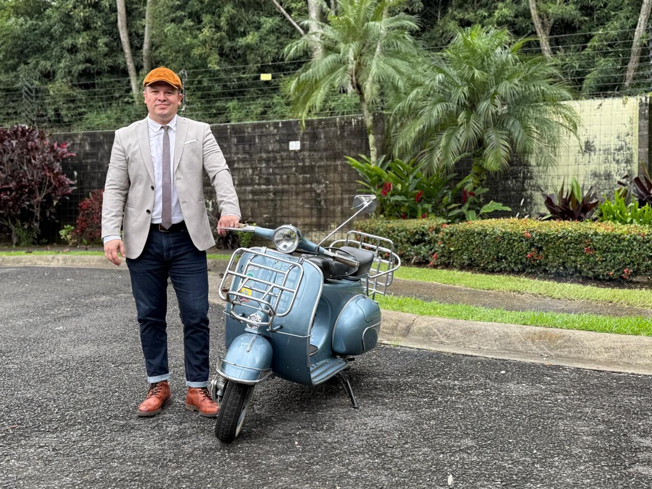 Yeremy Marín Hernández tiene una Vespa VBB de 1961