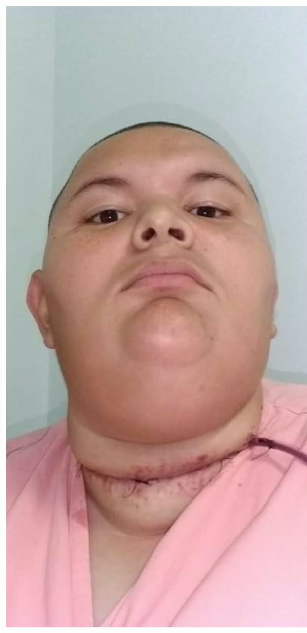 Roger Chacón, mejor conocido como El Rocha, creador de contenido.
