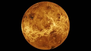 Venus y Saturno se verán muy cerca este fin de semana: así podrá observarlos