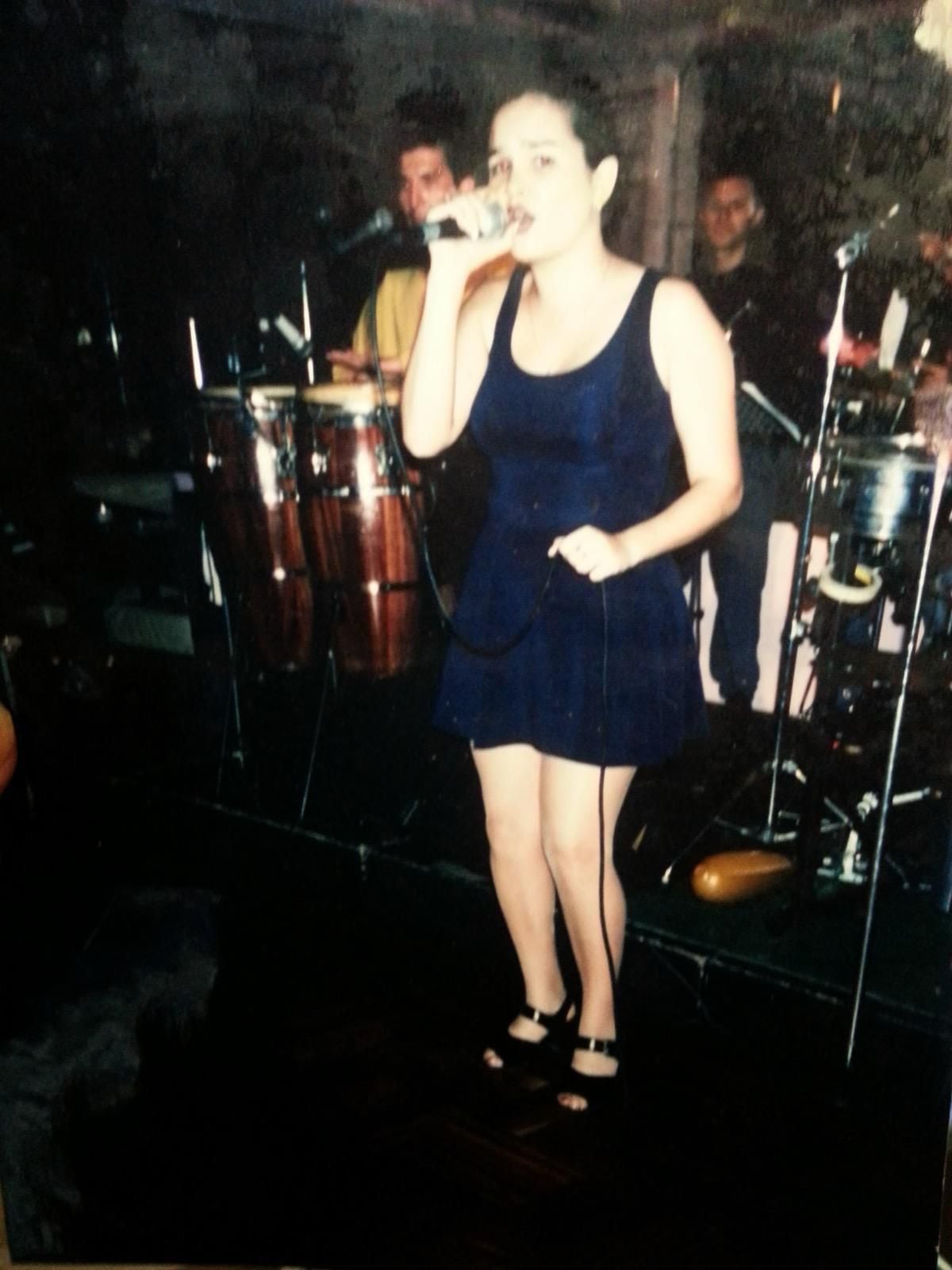 La cantante costarricense Yendry Saborío ganó 4 veces en Sábado Gigante de Don Francisco con su voz