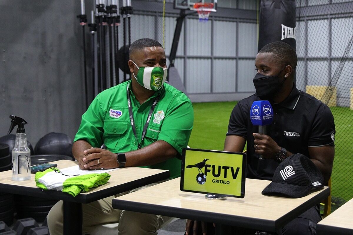 Joel Campbell es el nuevo patrocinador de Limón FC. Cortesía.
