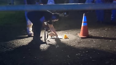 Riña en parque capitalino deja a un hombre en condición crítica