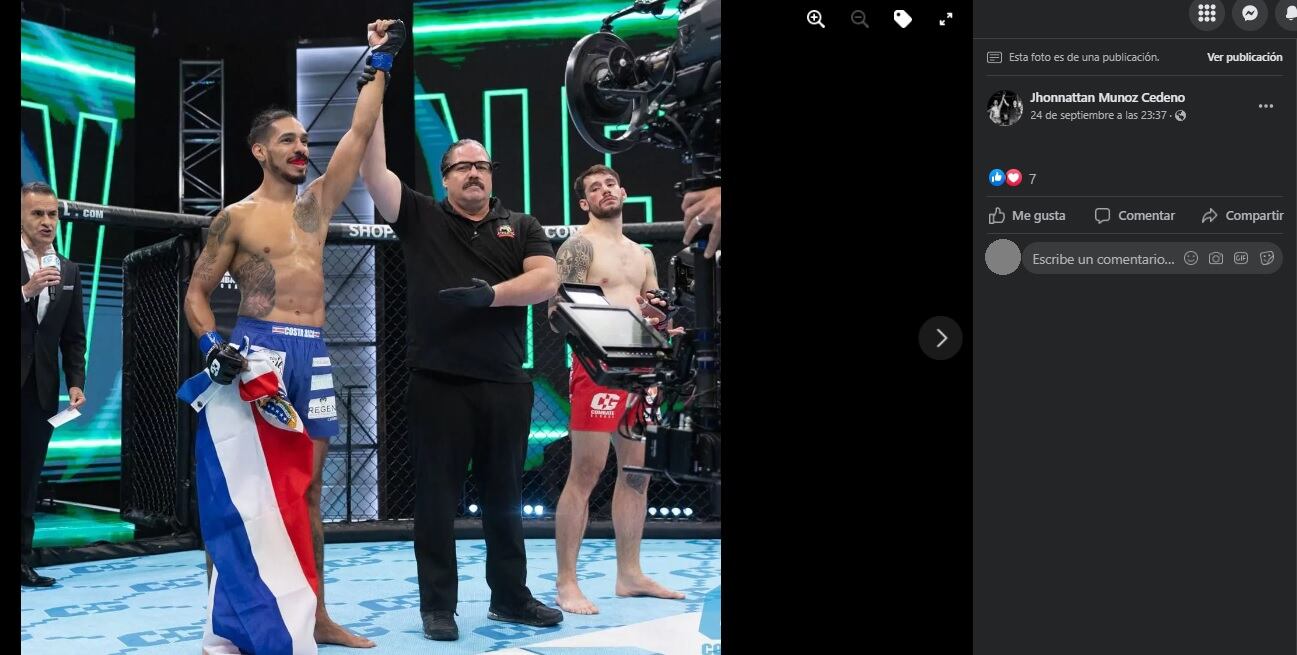 Jhonnattan publicó esta foto para celebrar su debut como profesional. Foto tomada de Facebook.