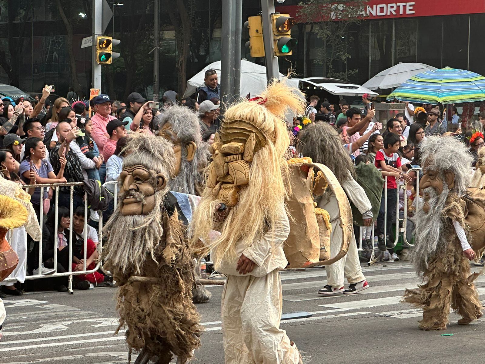 El desfile estuvo muy bonito y entretenido.