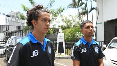 Por esta razón futbolista tico Joshua Parra fue internado nuevamente en Guatemala