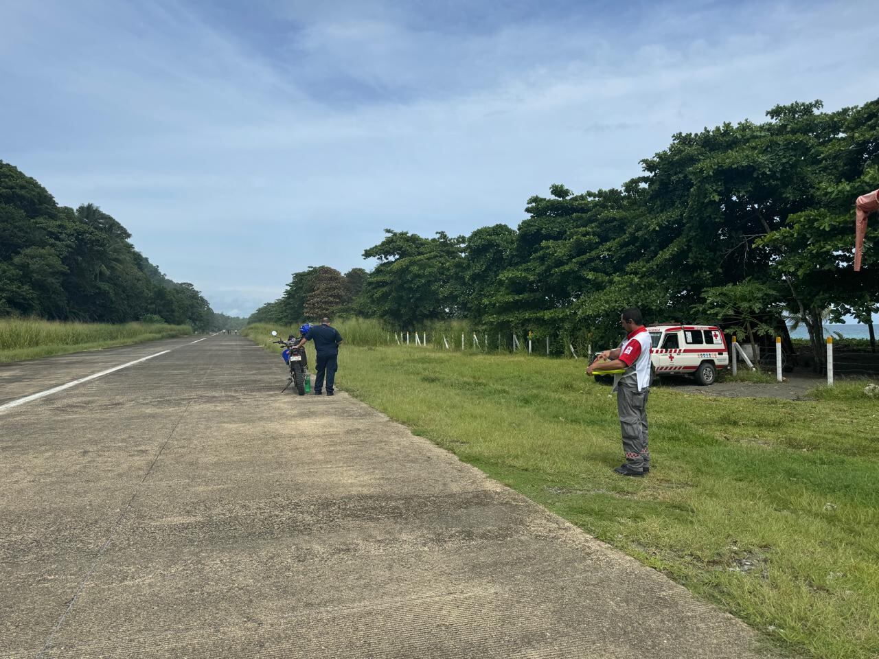 Un piloto de apellido Noguera y el copiloto de apellido Alvarado serían dos víctimas mortales del accidente aéreo que ocurrió la mañana de este martes 16 de julio del 2024 en Puerto Jiménez, zona sur del país. Fotos: Cortesía