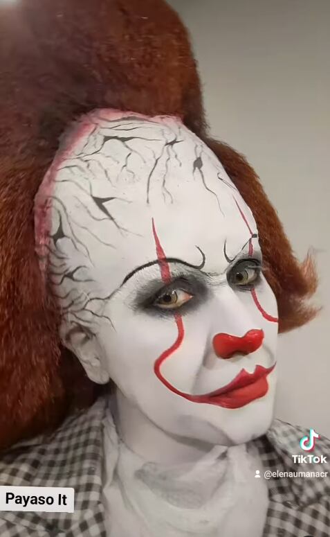 Elena Umaña fue transformada en el payaso It para el programa La Matraca