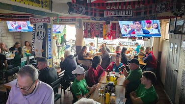 Entre comida y papeletas: restaurante organiza curiosa jornada electoral