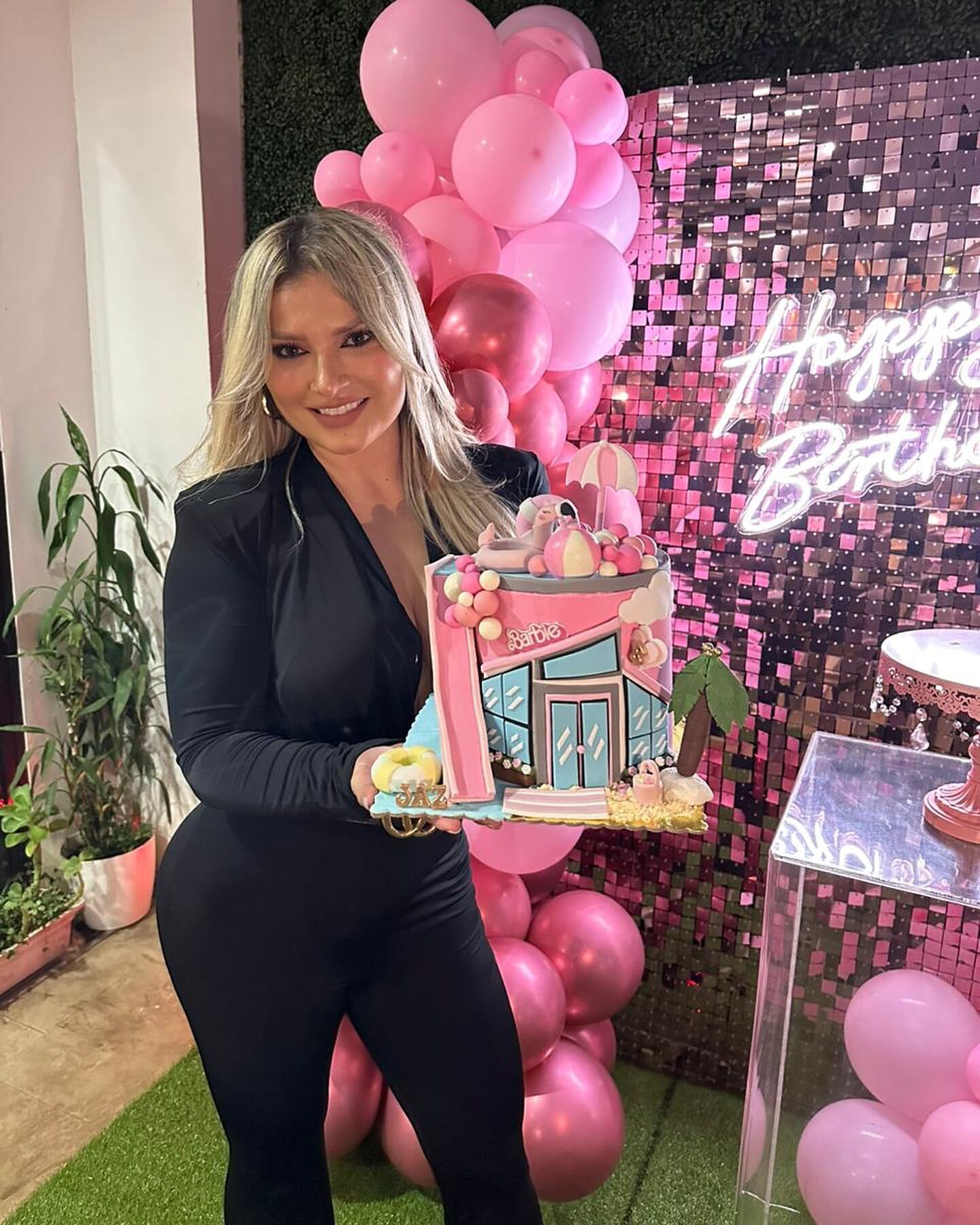 Jazmín Salas saca a relucir su lado creativo en esta época.