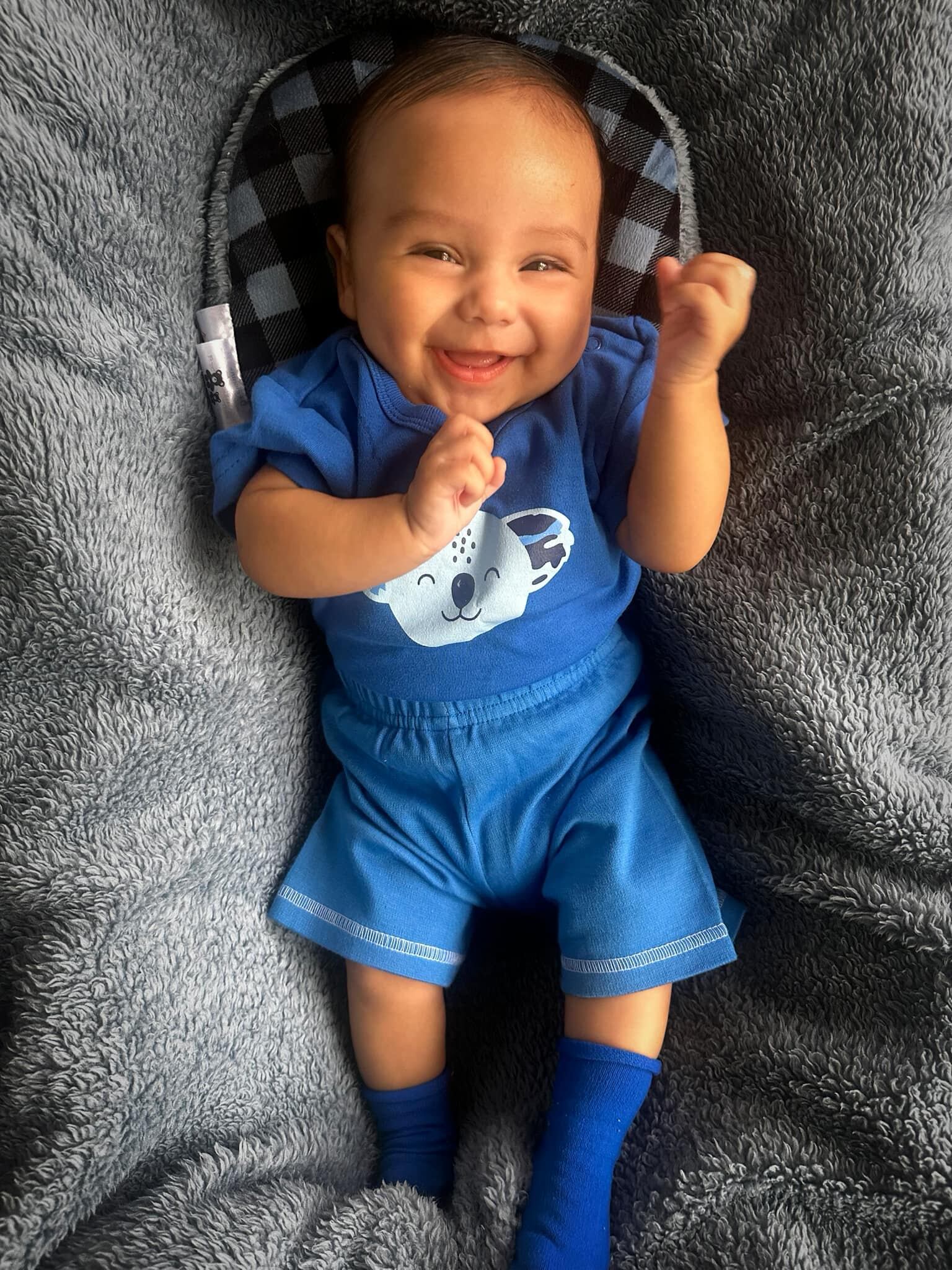 Joselyn Chacón muestra fotos de su bebé que ya tiene tres meses