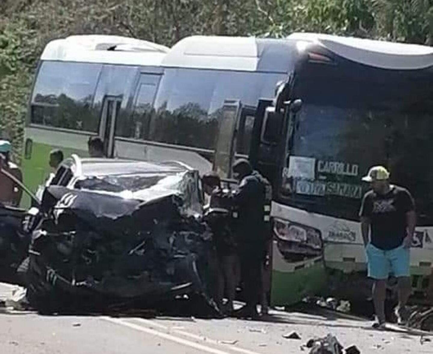 Choque entre carro y bus deja un fallecido y tres heridos de gravedad ...