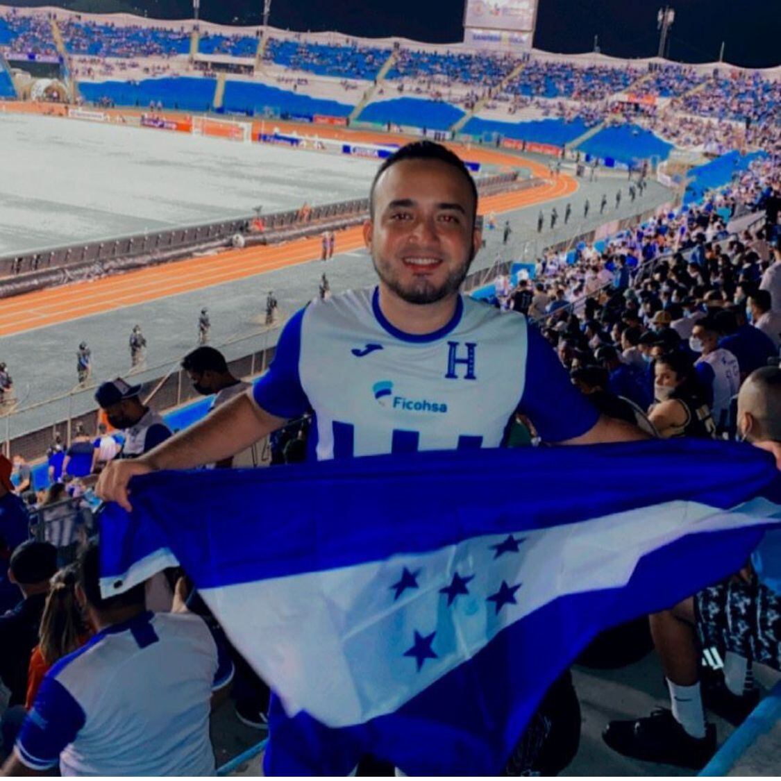 Óscar Zúniga, periodista hondureño