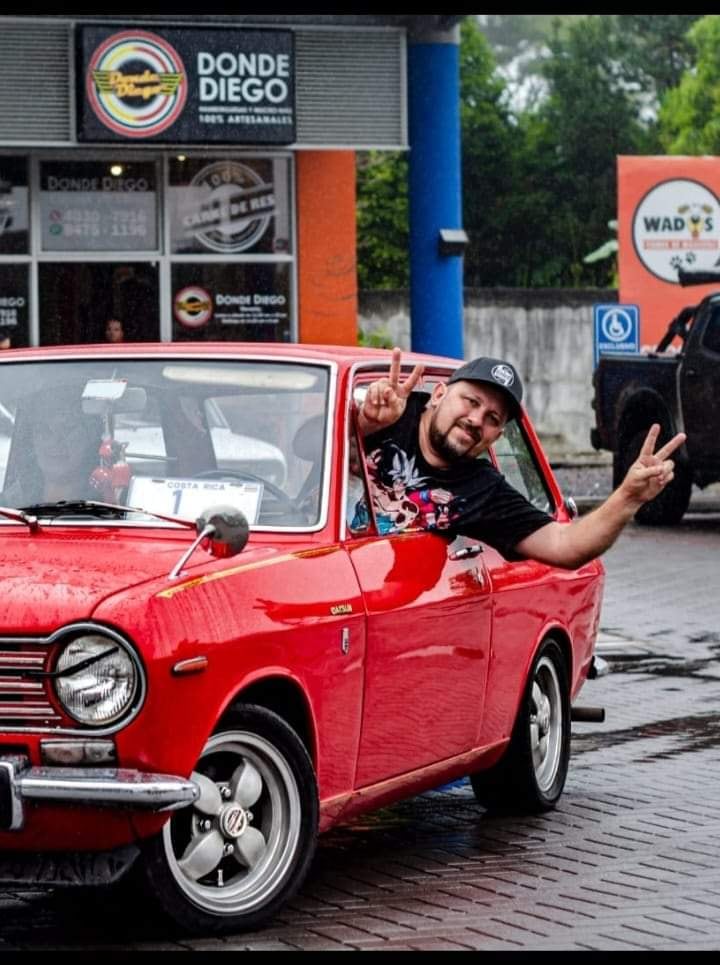 El Datsun 1000 de 1969 de Johan Quirós es todo un chuzo.
