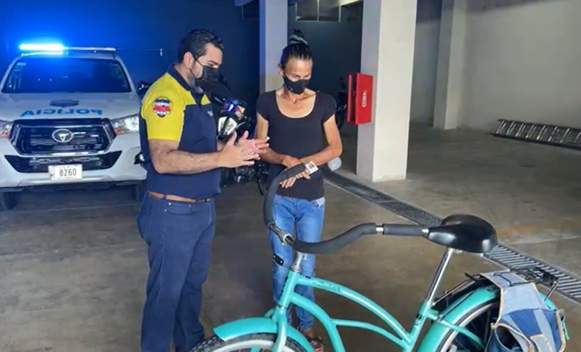 Lily Calderón, ciclista que fue apuñalada en Goicoechea mientras buscaba trabajo. Foto Policía Municipal de Goicoechea.
