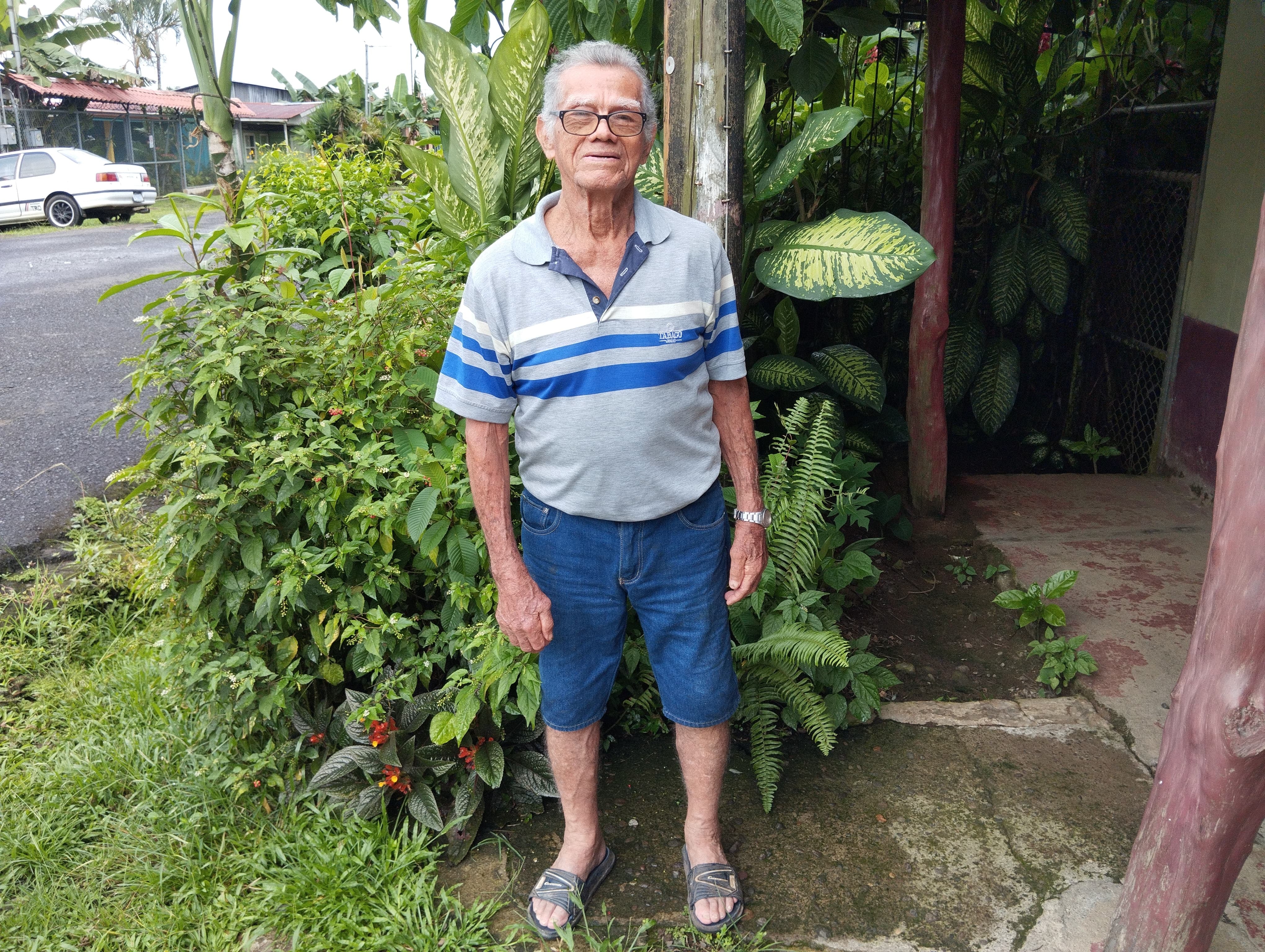 Don Armando Olivas nos contó que nació en 1940.