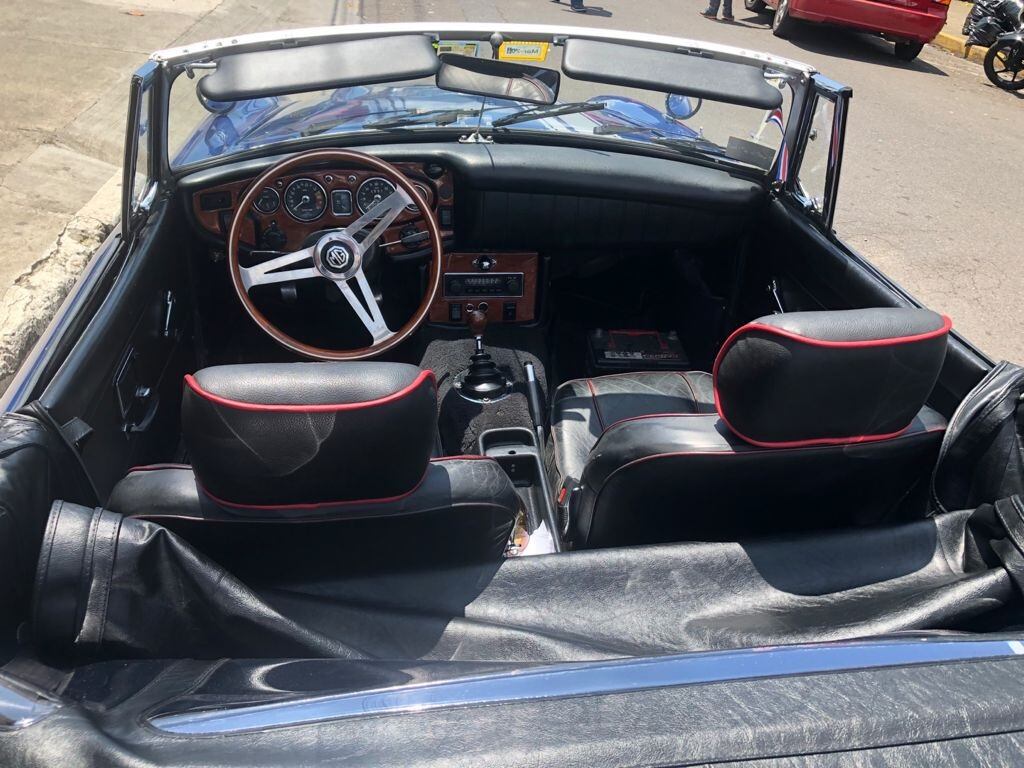 MG convertible del año 69. Cortesía.