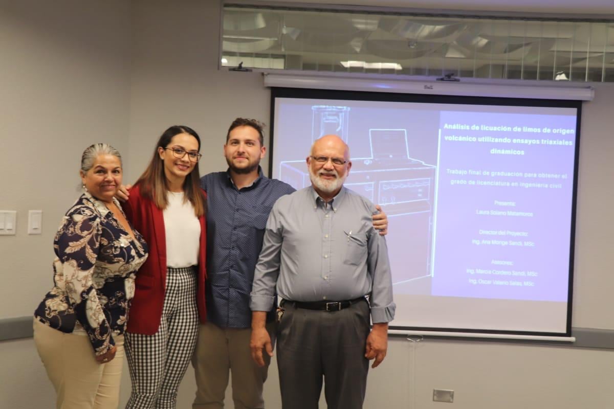 Laura Solano Matamoros se compró una bicicleta para viajar a la universidad y terminó graduada de ingeniera y a punto de correr su cuarta vuelta ciclística a Costa Rica con el equipo Megasuper-Wild Protein